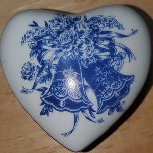 Heart shaped trinket box